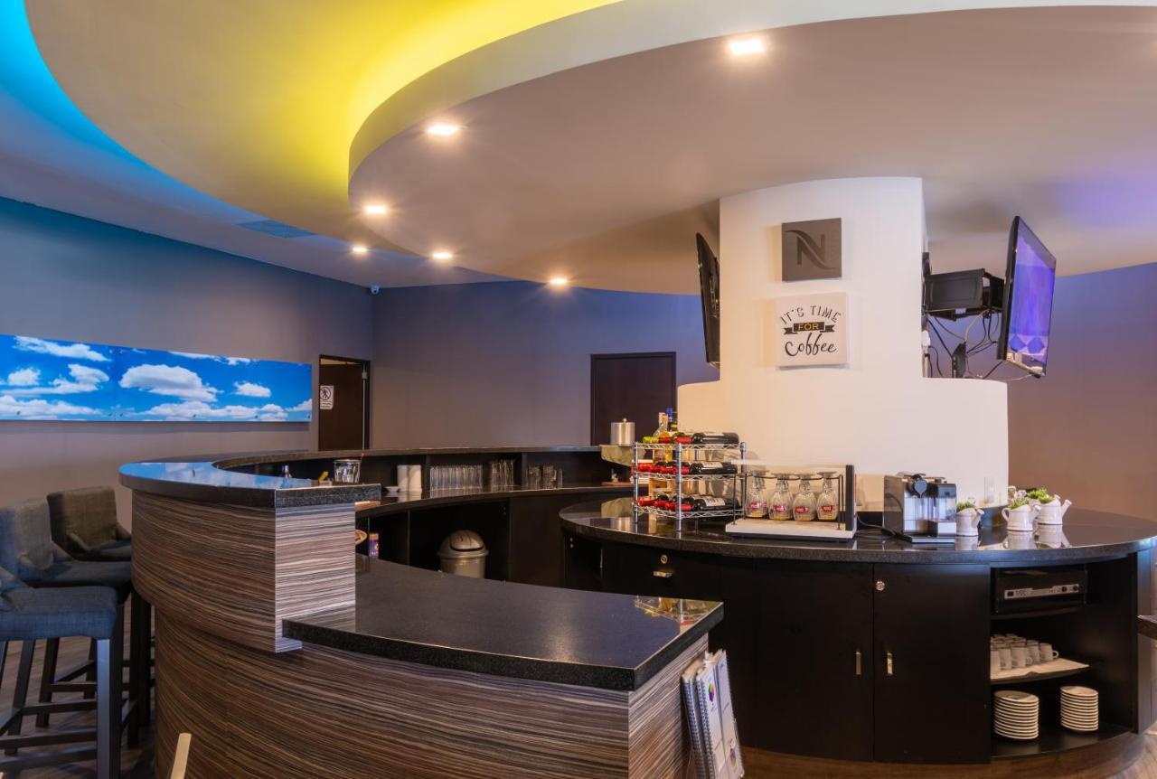 Glow Point - Mulza Hotel Leon